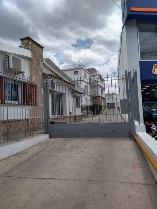 Apartment Balcones Del Cerro Mono Ambiente Centrico 2p - Camas Simples *